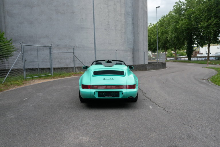 Porsche 964 Carrera 2 Speedster