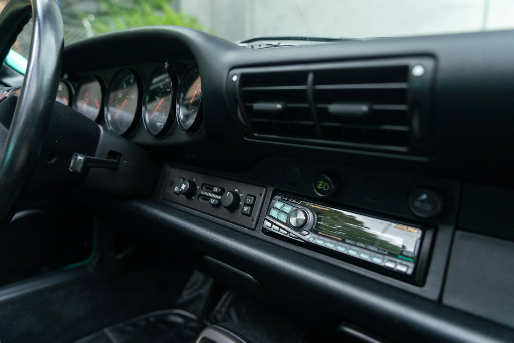 Porsche 964 Carrera 2 Speedster