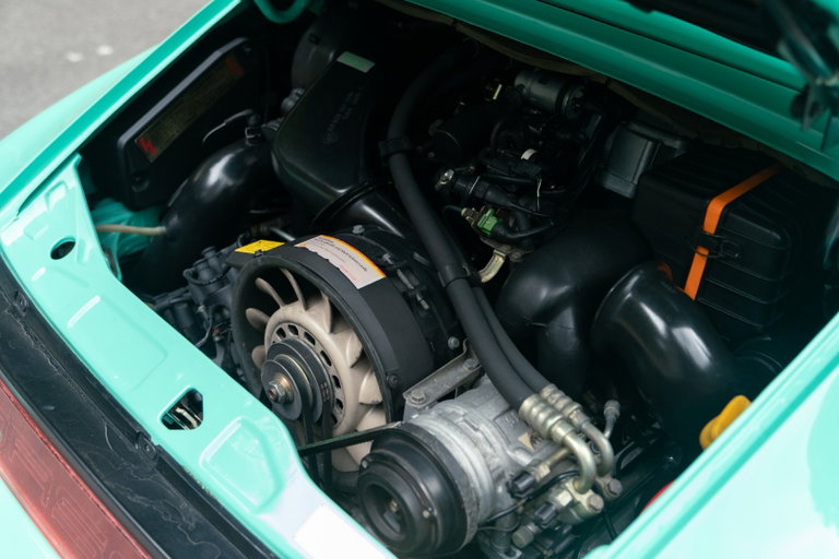 Porsche 964 Carrera 2 Speedster