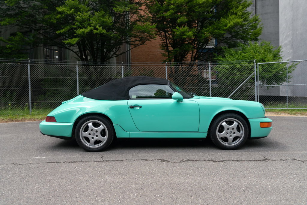 Porsche 964 Carrera 2 Speedster