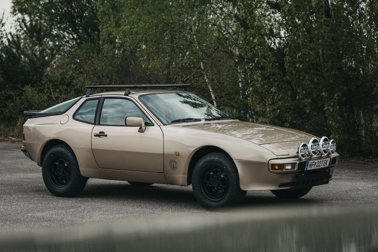 Porsche 944 Coupé
