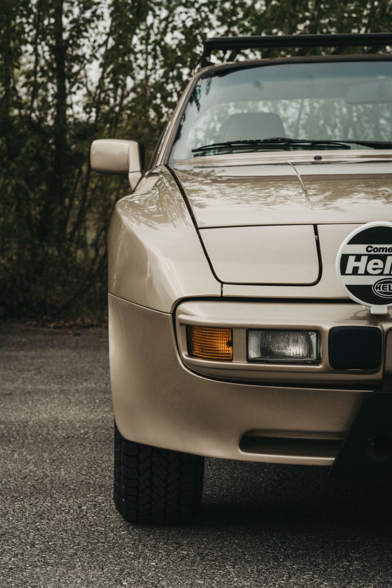 Porsche 944 Coupé