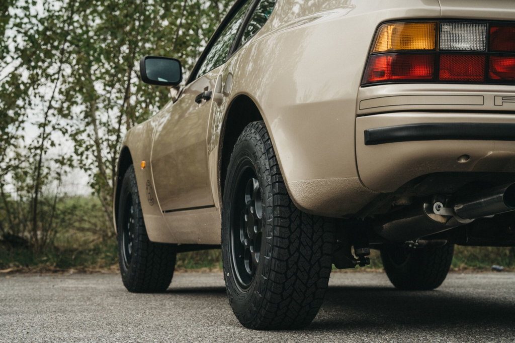 Porsche 944 Coupé