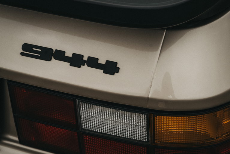 Porsche 944 Coupé