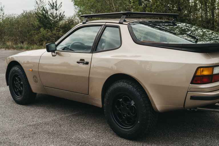 Porsche 944 Coupé
