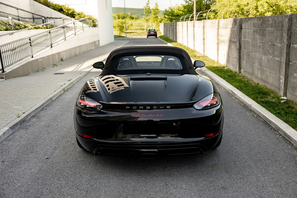 Porsche 718 Boxster