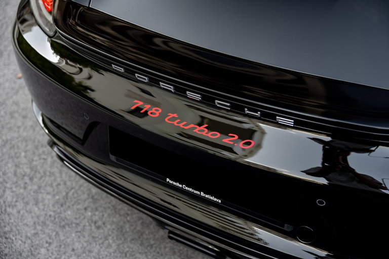 Porsche 718 Boxster