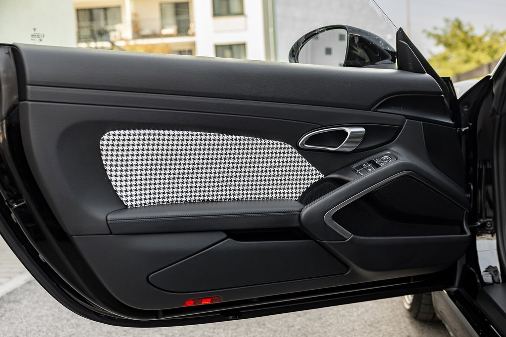 Porsche 718 Boxster
