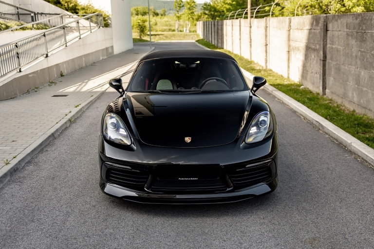 Porsche 718 Boxster