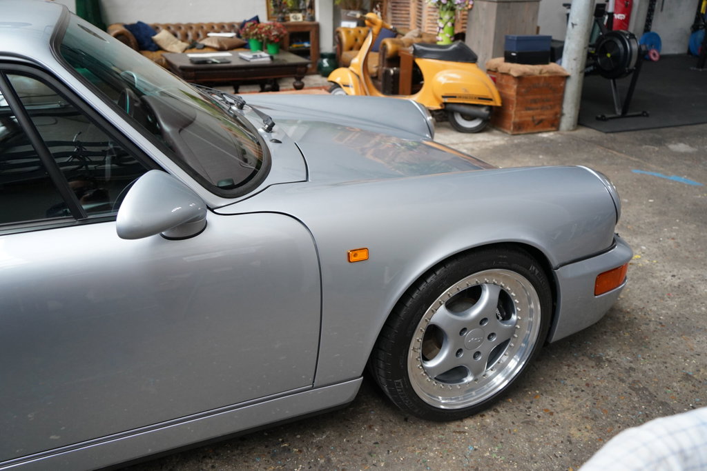 Porsche 964 Carrera 2