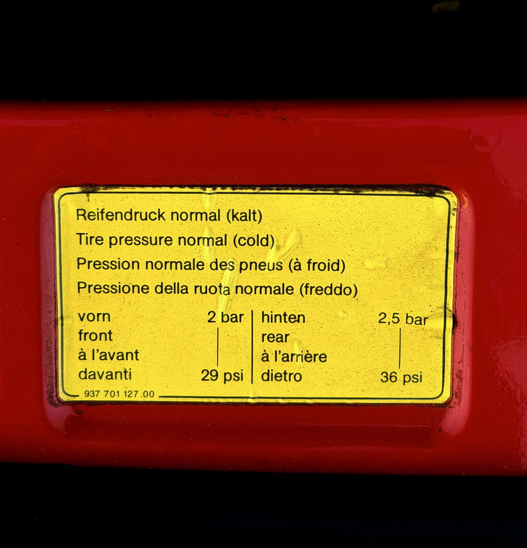 Porsche 911 Carrera 3.2