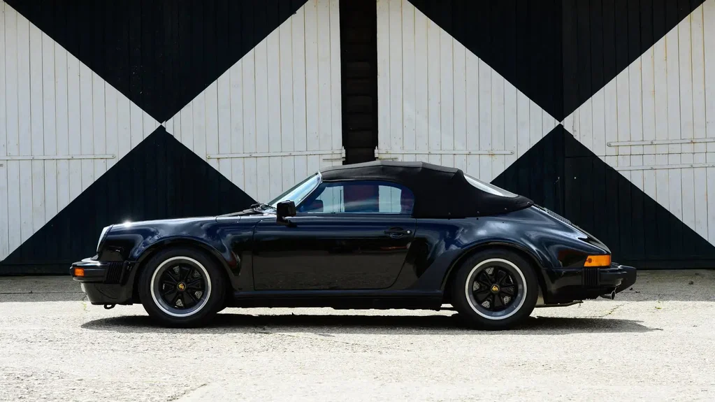 Porsche 911 Carrera 3.2 Speedster (US)
