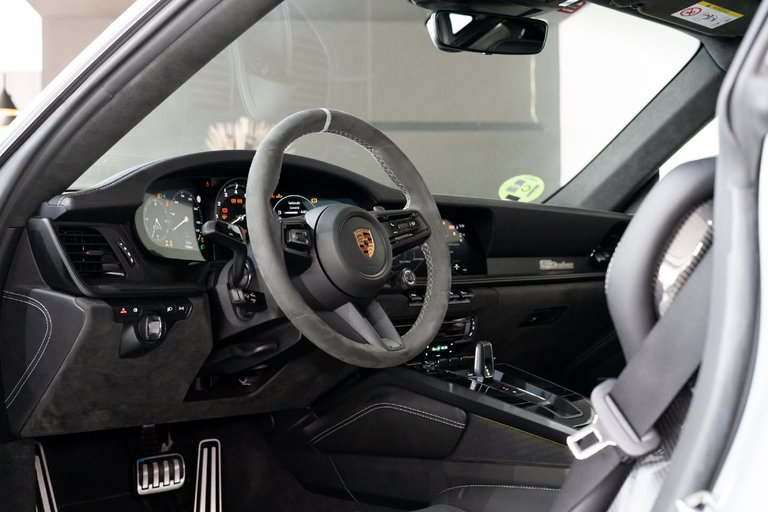 Porsche 911 Dakar