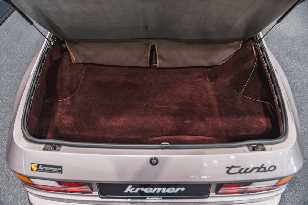 Porsche 944 Turbo S Coupé