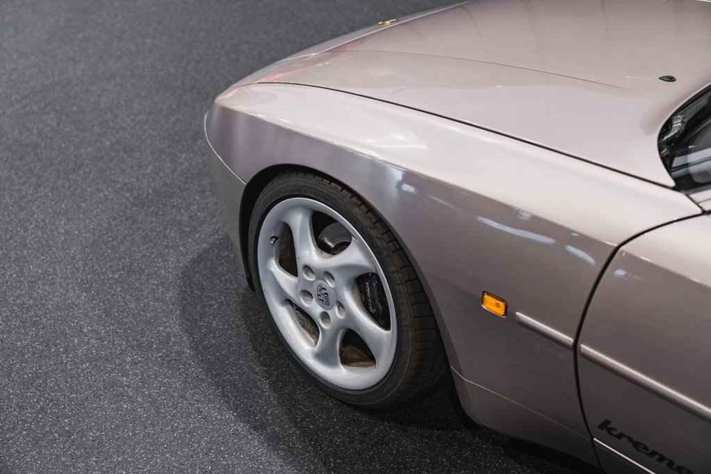 Porsche 944 Turbo S Coupé