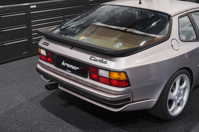 Porsche 944 Turbo S Coupé