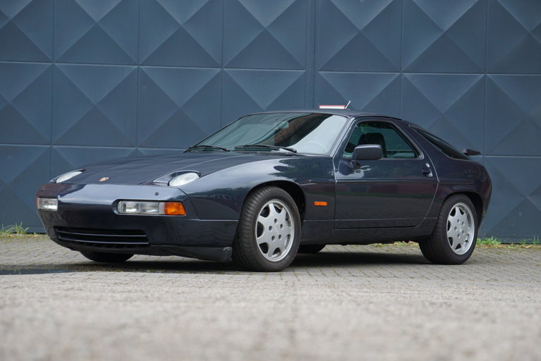 Porsche 928 GT