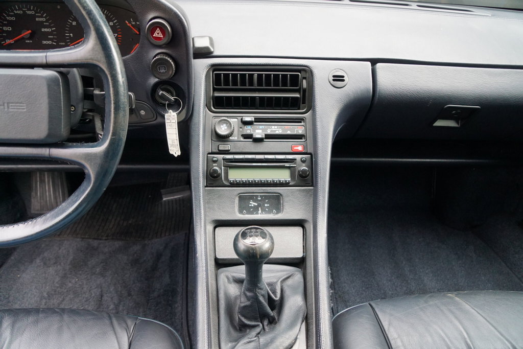 Porsche 928 GT