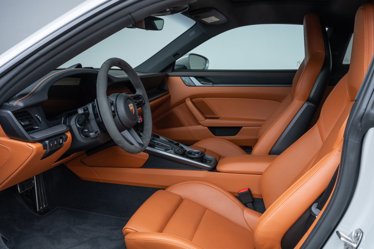 Porsche 992.2 Carrera 4S
