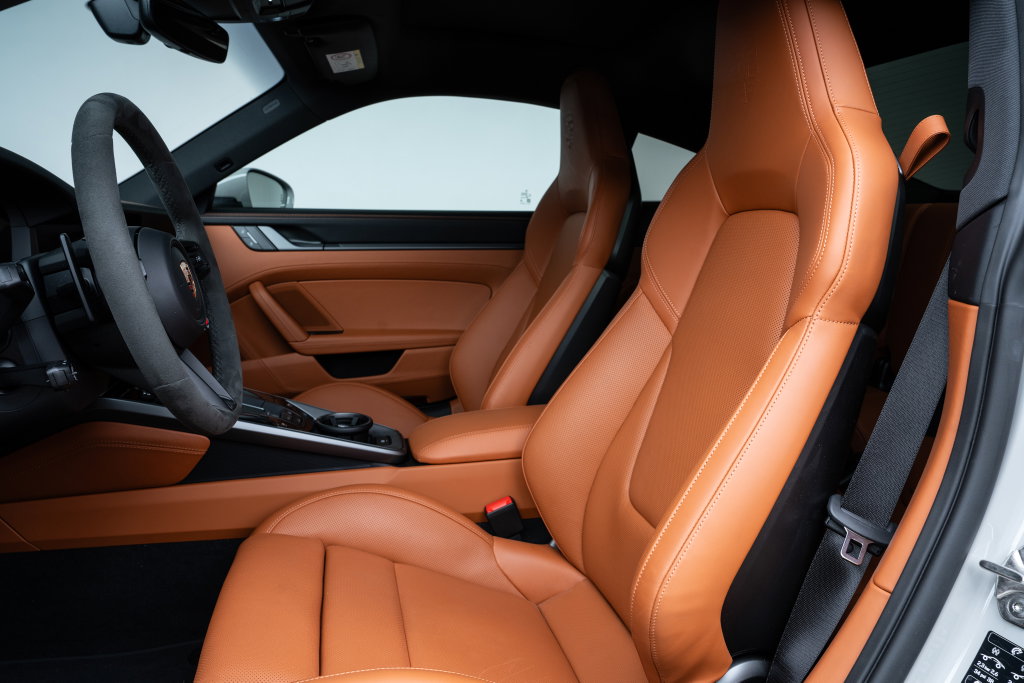 Porsche 992.2 Carrera 4S