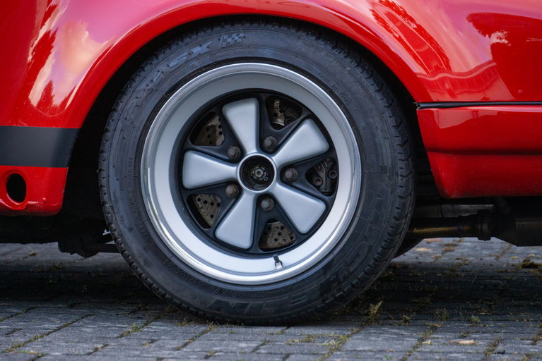 Porsche 911 Backdate