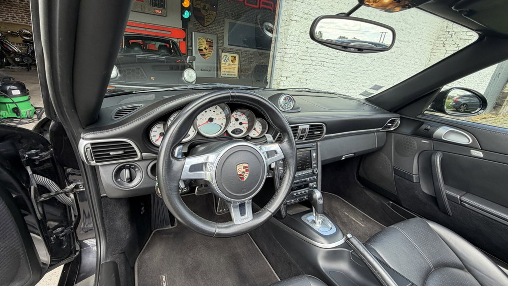 Porsche 997.2 Carrera GTS