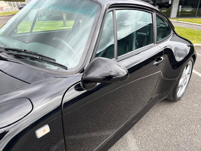 Porsche 993 Carrera 4S