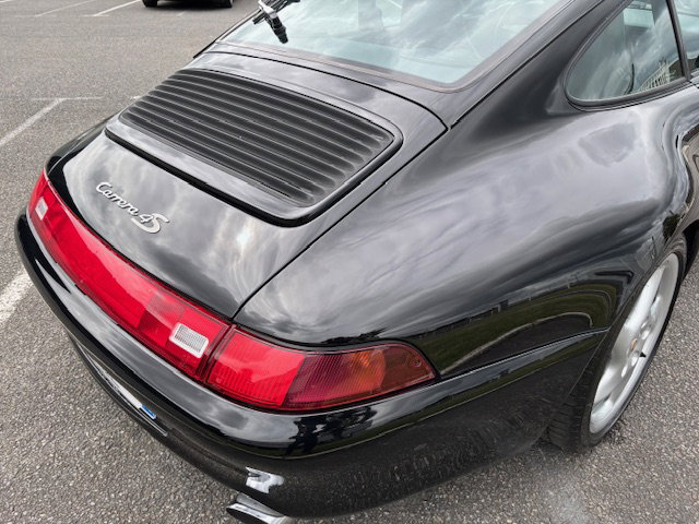 Porsche 993 Carrera 4S