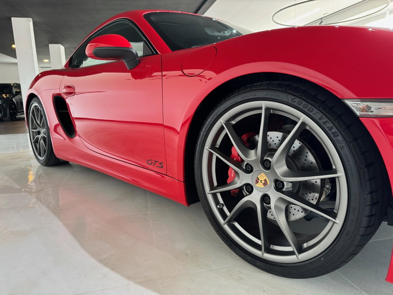 Porsche 981 Cayman GTS