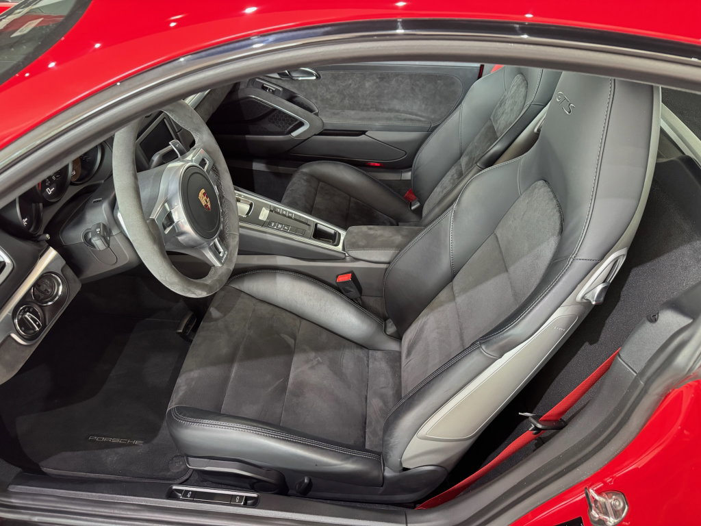 Porsche 981 Cayman GTS
