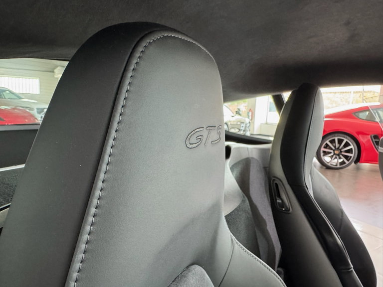 Porsche 981 Cayman GTS