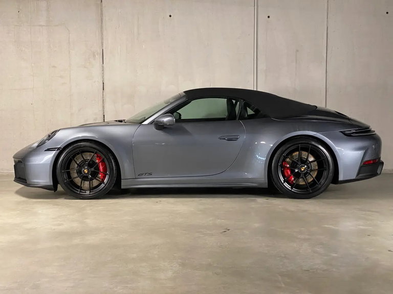 Porsche 992.2 Carrera GTS