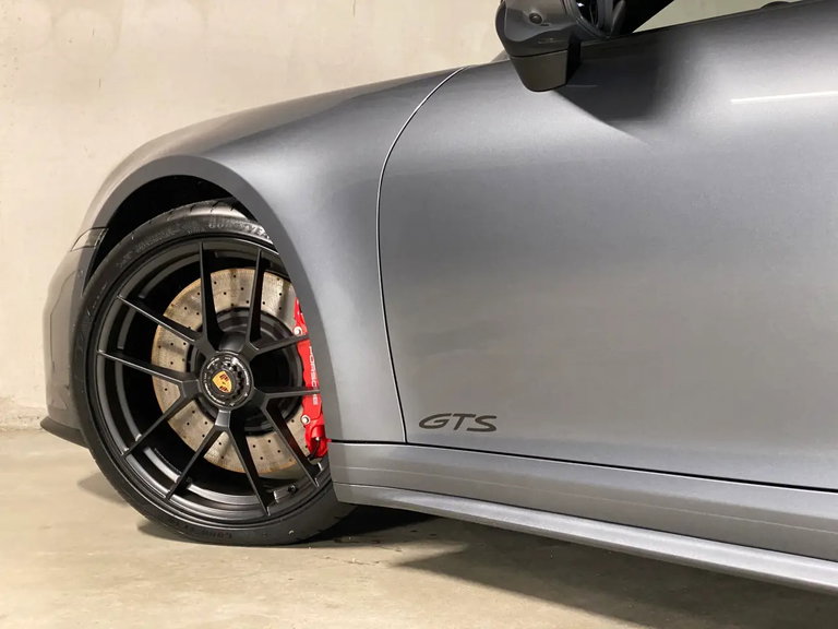 Porsche 992.2 Carrera GTS