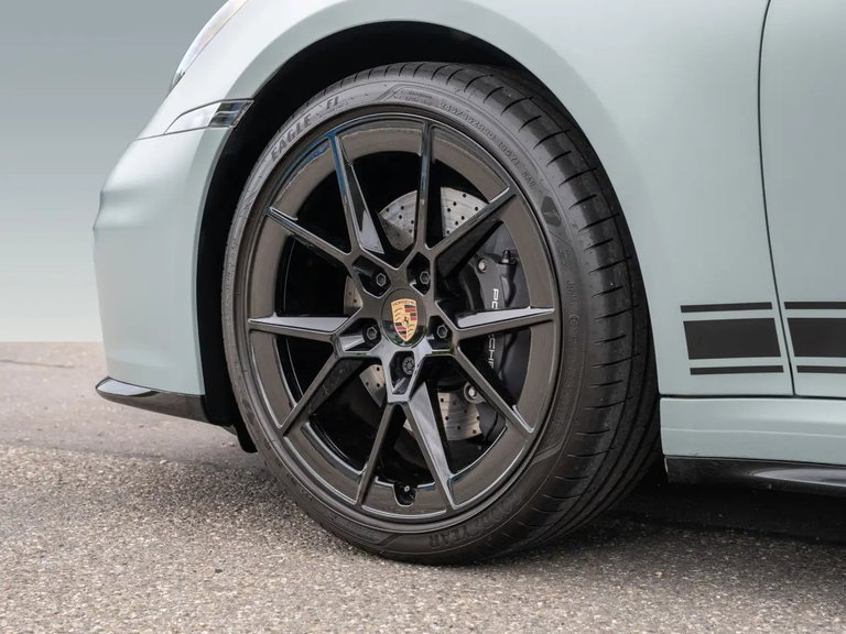Porsche 992.2 Carrera