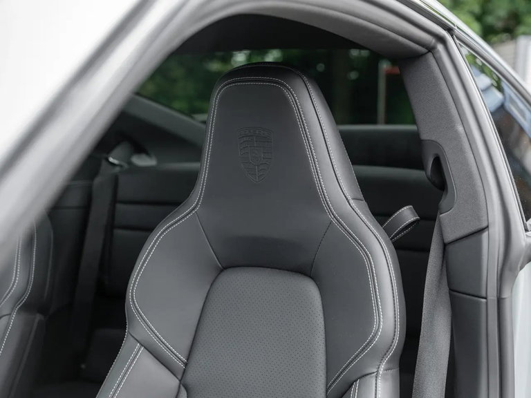Porsche 992.2 Carrera