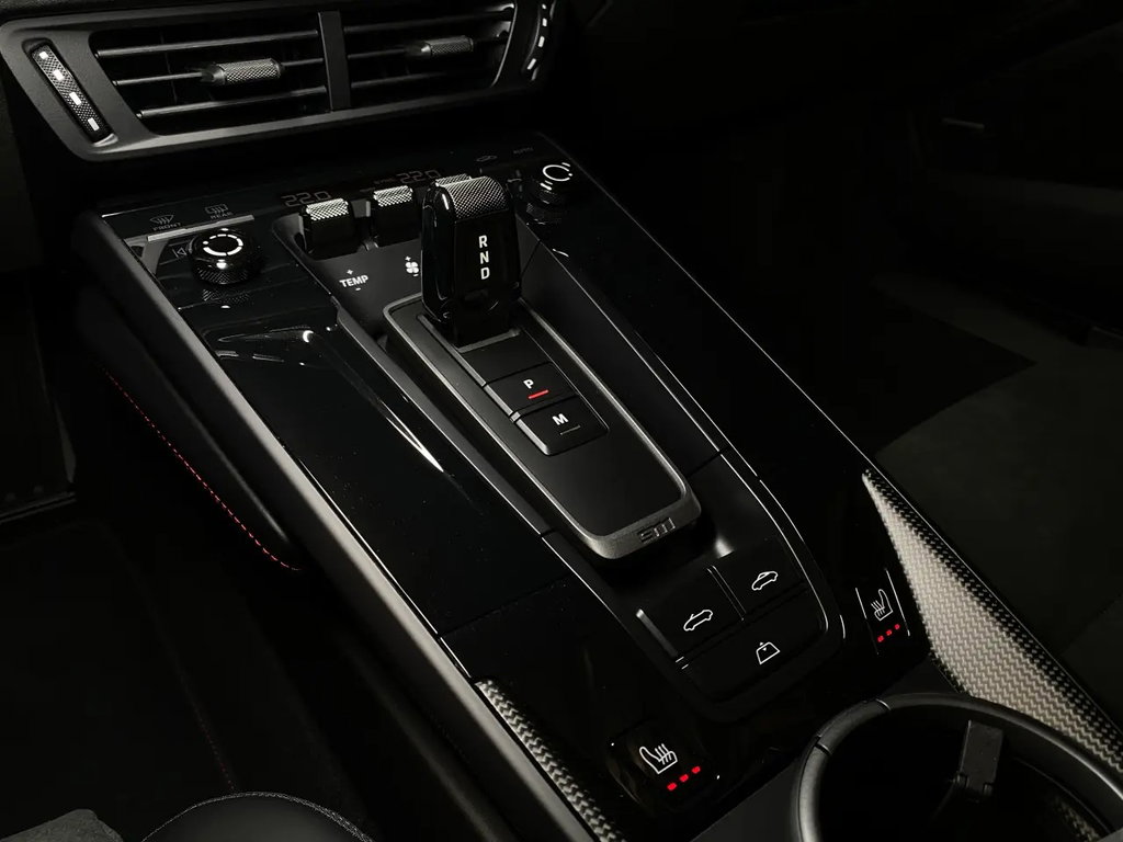 Porsche 992.2 Carrera GTS