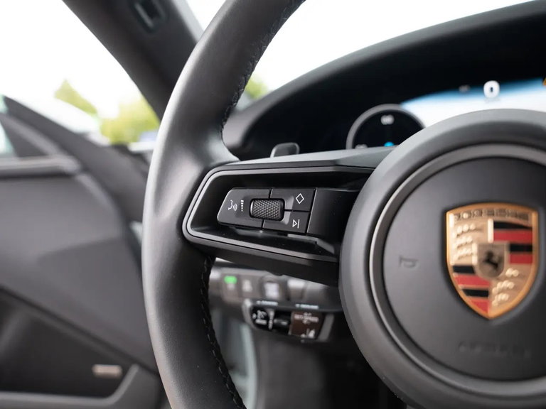 Porsche 992.2 Carrera