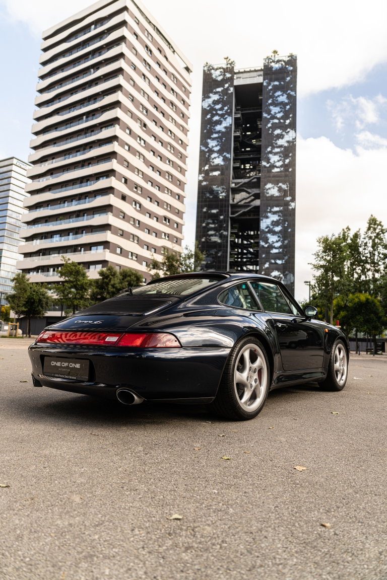Porsche 993 Carrera 4S