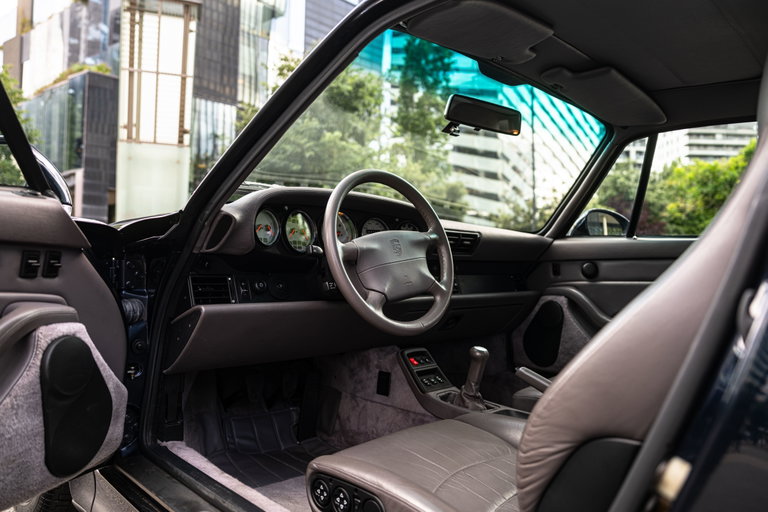 Porsche 993 Carrera 4S