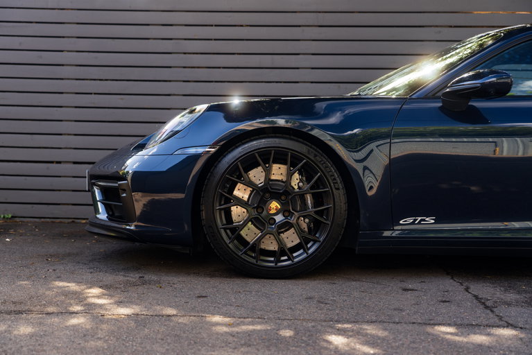 Porsche 992 Carrera GTS