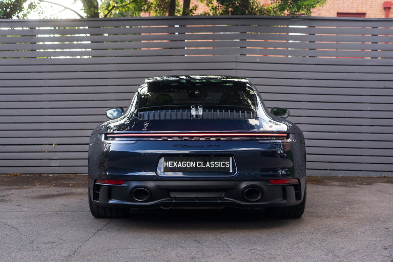 Porsche 992 Carrera GTS