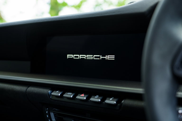 Porsche 992 Carrera GTS
