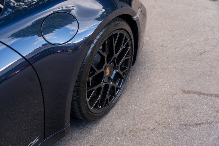 Porsche 992 Carrera GTS