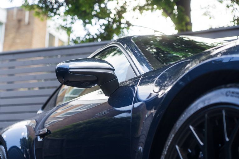 Porsche 992 Carrera GTS