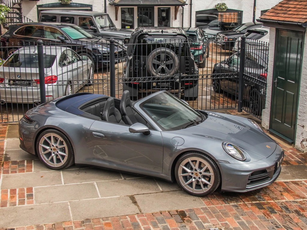 Porsche 992.2 Carrera T