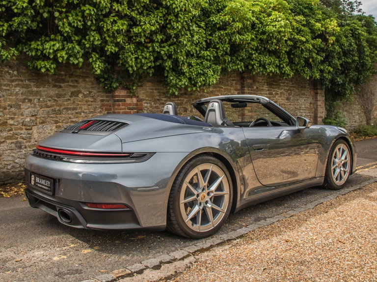 Porsche 992.2 Carrera T