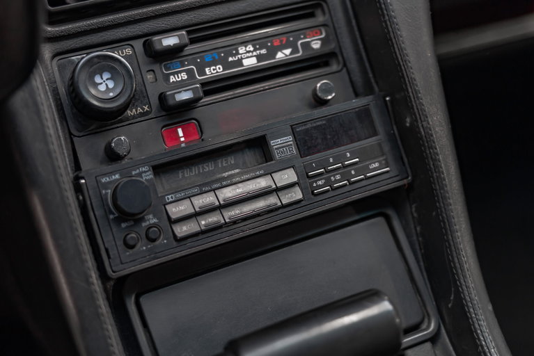 Porsche 928 S4