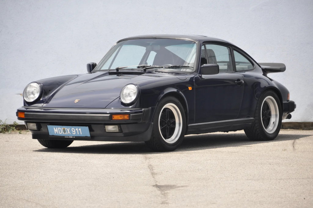 Porsche 911 Carrera 3.2