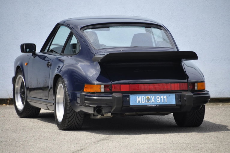 Porsche 911 Carrera 3.2