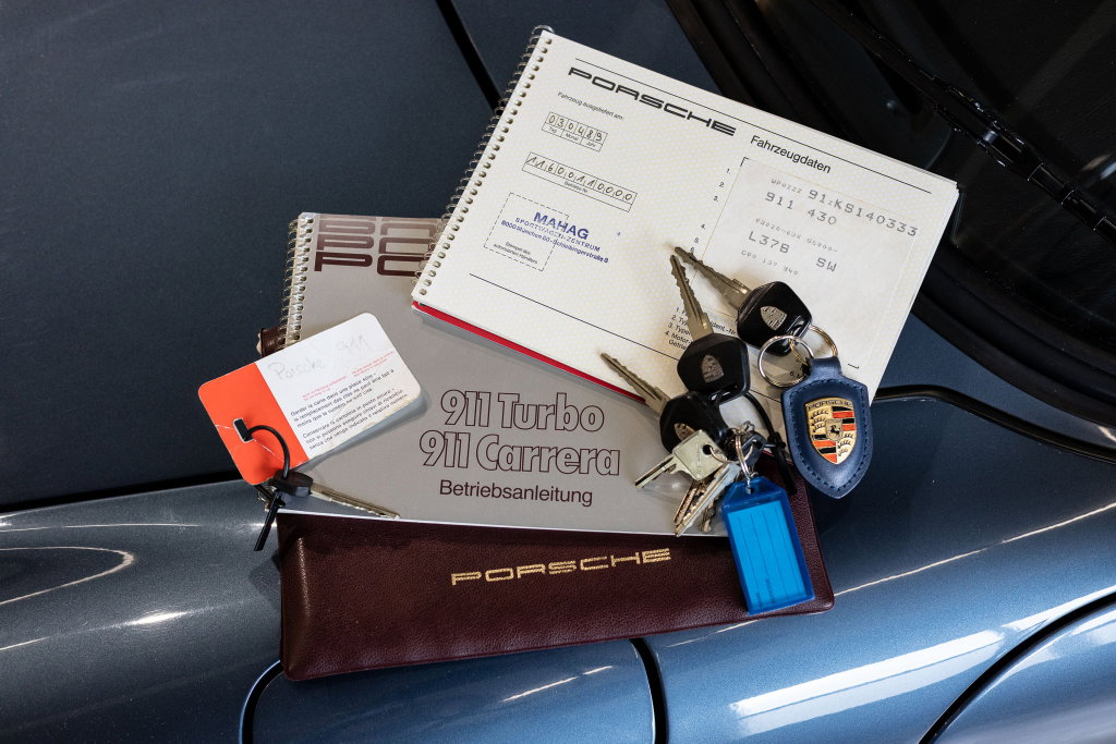 Porsche 911 Carrera 3.2